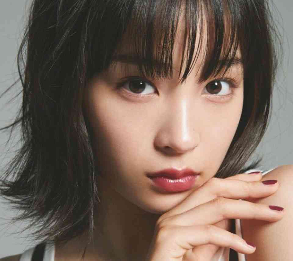 女性アイドル、女優のメイクを語るトピ