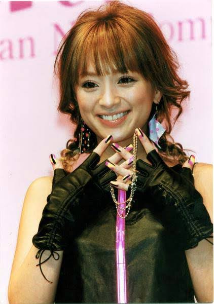女性アイドル、女優のメイクを語るトピ