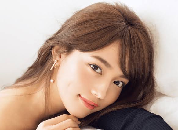 女性アイドル、女優のメイクを語るトピ