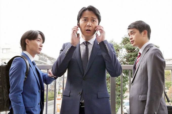 スーツにリュックの男性はアリですか？