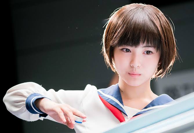 浜辺美波のあまりの可愛さにCM撮影スタッフ泣く