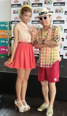 ローラ、健康的な太ももが艶めかしいとファンからは称賛の嵐