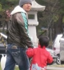 ミスチル桜井和寿さんの息子Kaitoさんがドラマーに！「パパそっくり！」「本当に…イケメン」再生回数3万超えの反響