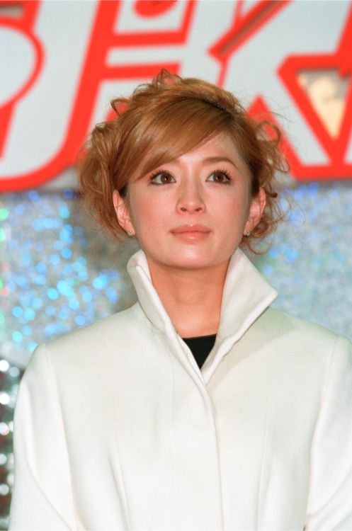 早くも映像化プラン!? ベストセラー・浜崎あゆみ「M」に急展開？
