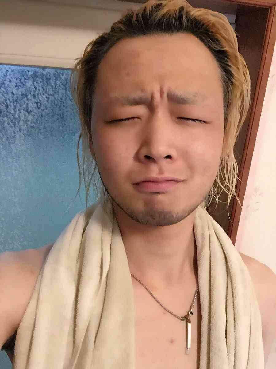 ヤンキーから女装男子に「男らしくしろ」 両親の呪縛で願望強く