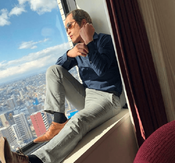 あおり・暴行男 行方わからず 警察が車を検証