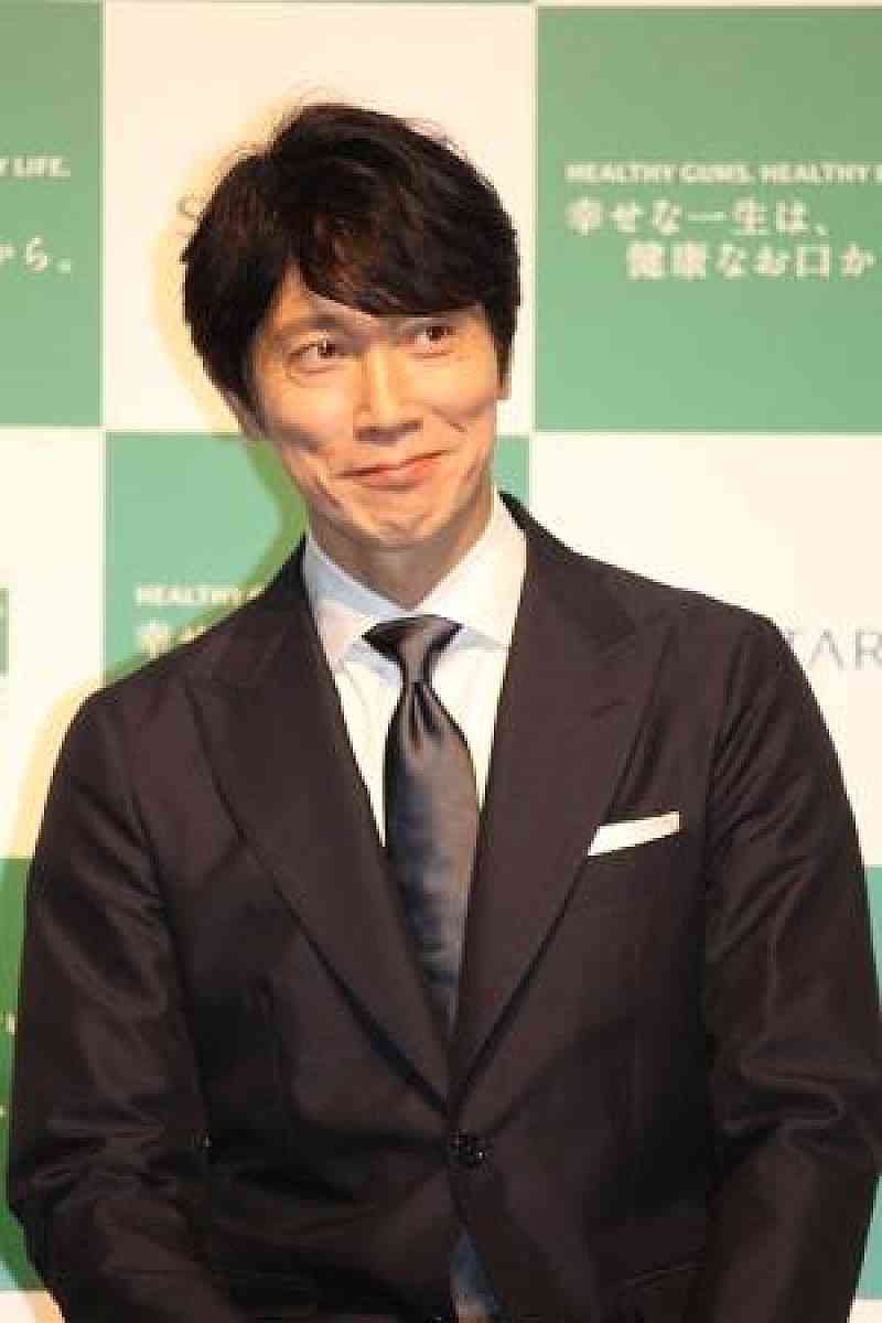 芸能人の写真でPTA会報を完成させよう