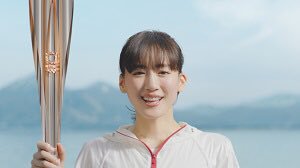 芸能人の写真でPTA会報を完成させよう