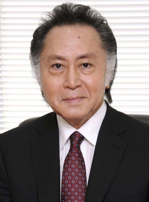 芸能人の写真でPTA会報を完成させよう
