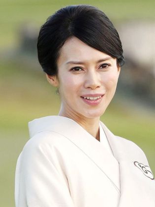 芸能人の写真でPTA会報を完成させよう