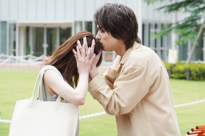 西野七瀬、ジャケットスタイルで新境地のカッコよさ 「第二ステージ」への思い語る