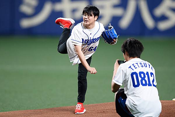 始球式やった有名人が見たい