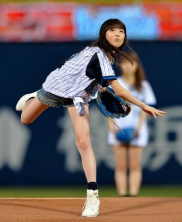 始球式やった有名人が見たい