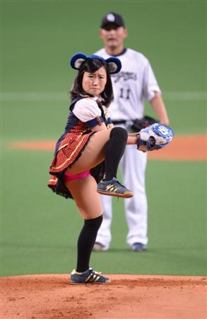 始球式やった有名人が見たい
