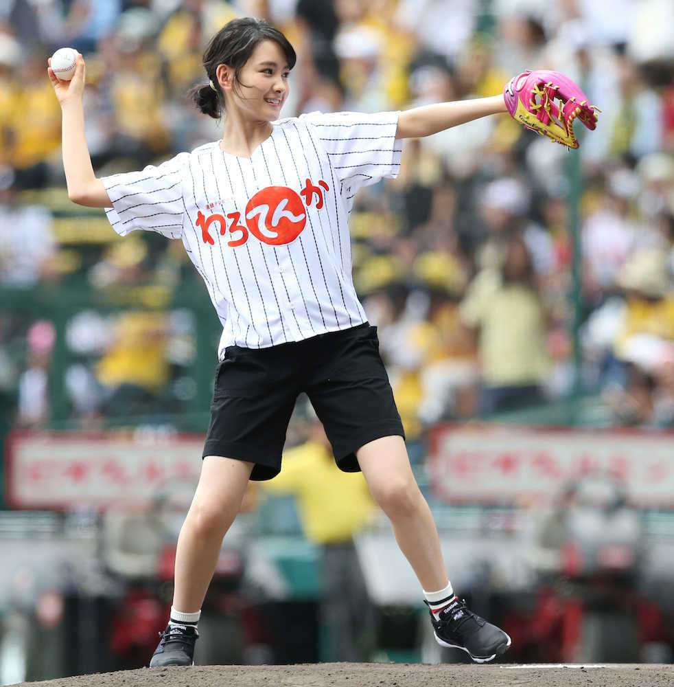 始球式やった有名人が見たい
