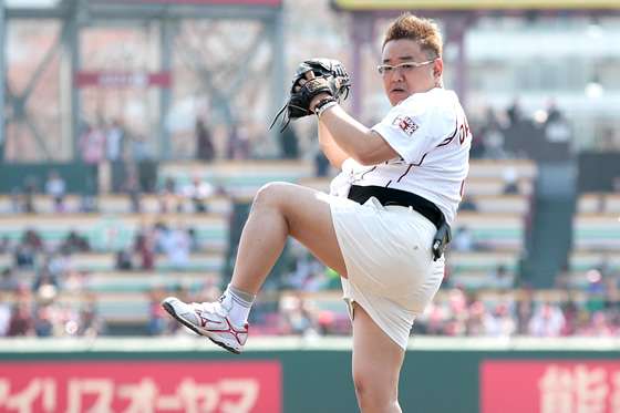 始球式やった有名人が見たい