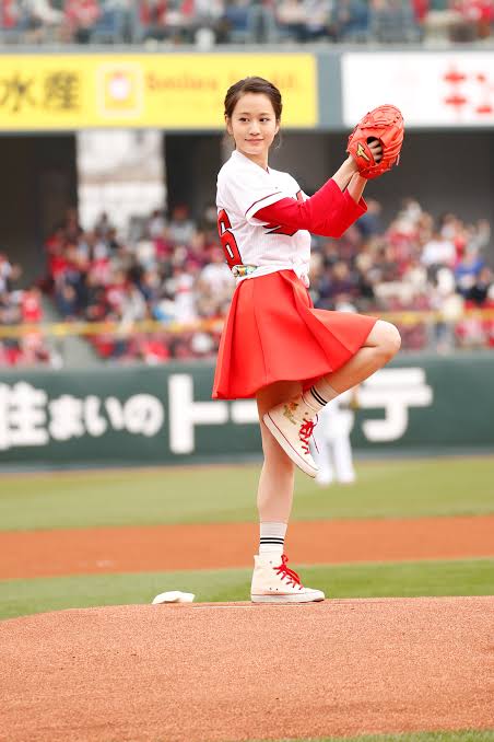 始球式やった有名人が見たい