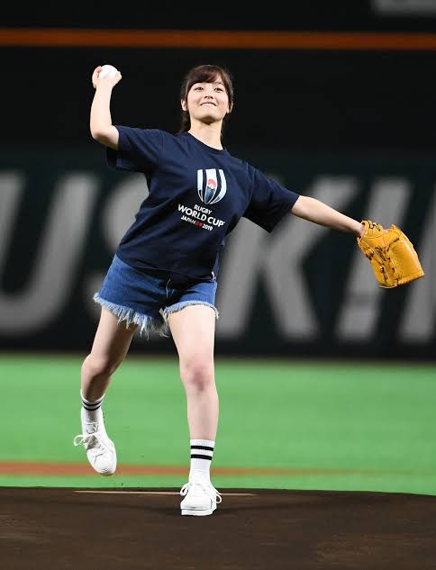 始球式やった有名人が見たい