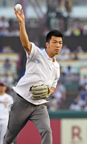 始球式やった有名人が見たい