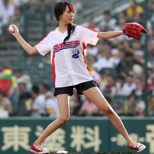 始球式やった有名人が見たい