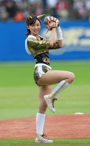 始球式やった有名人が見たい