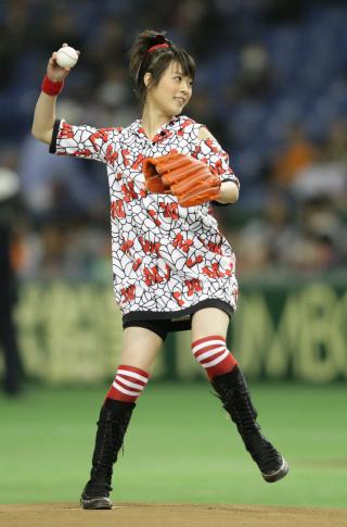 始球式やった有名人が見たい