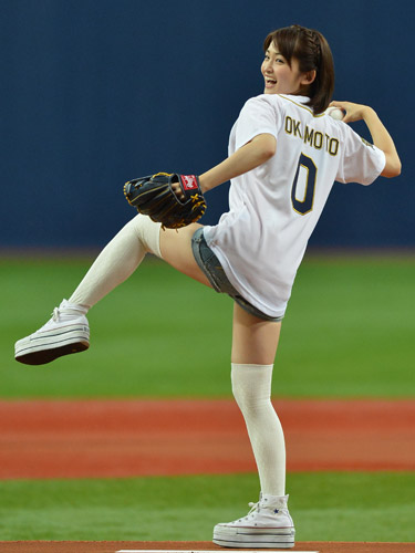 始球式やった有名人が見たい