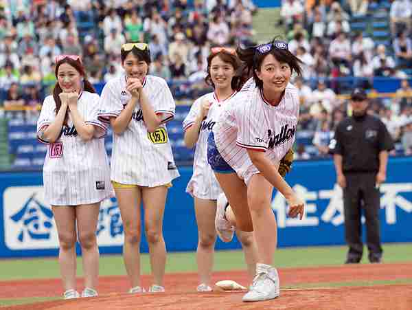 始球式やった有名人が見たい