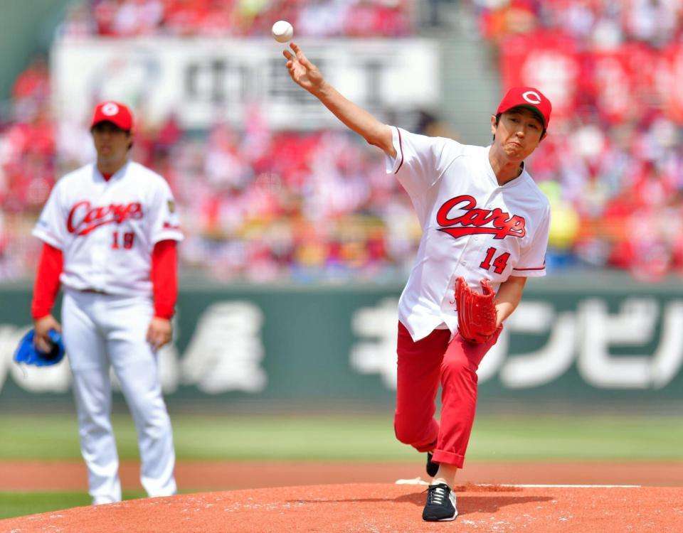 始球式やった有名人が見たい