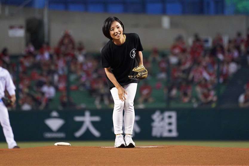 始球式やった有名人が見たい