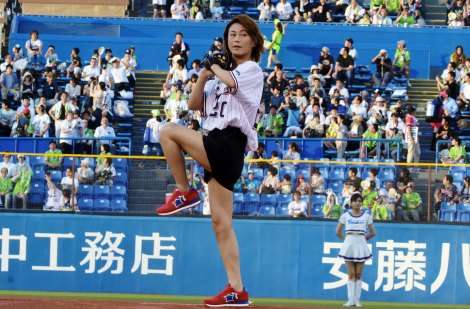 始球式やった有名人が見たい