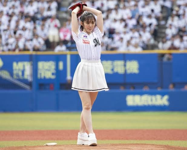 始球式やった有名人が見たい