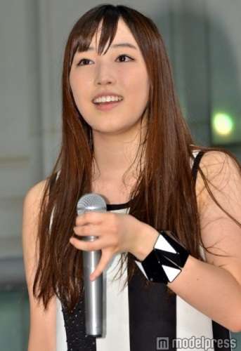 山口真帆、24歳誕生日に初写真集