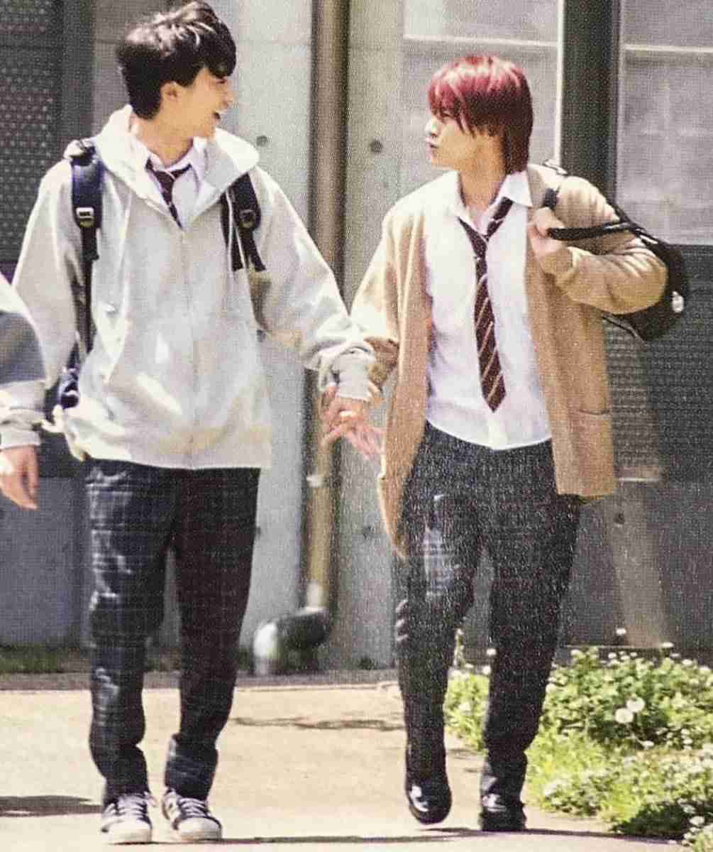 King ＆ Prince平野紫耀「ヤンジャン」表紙で肉体美披露