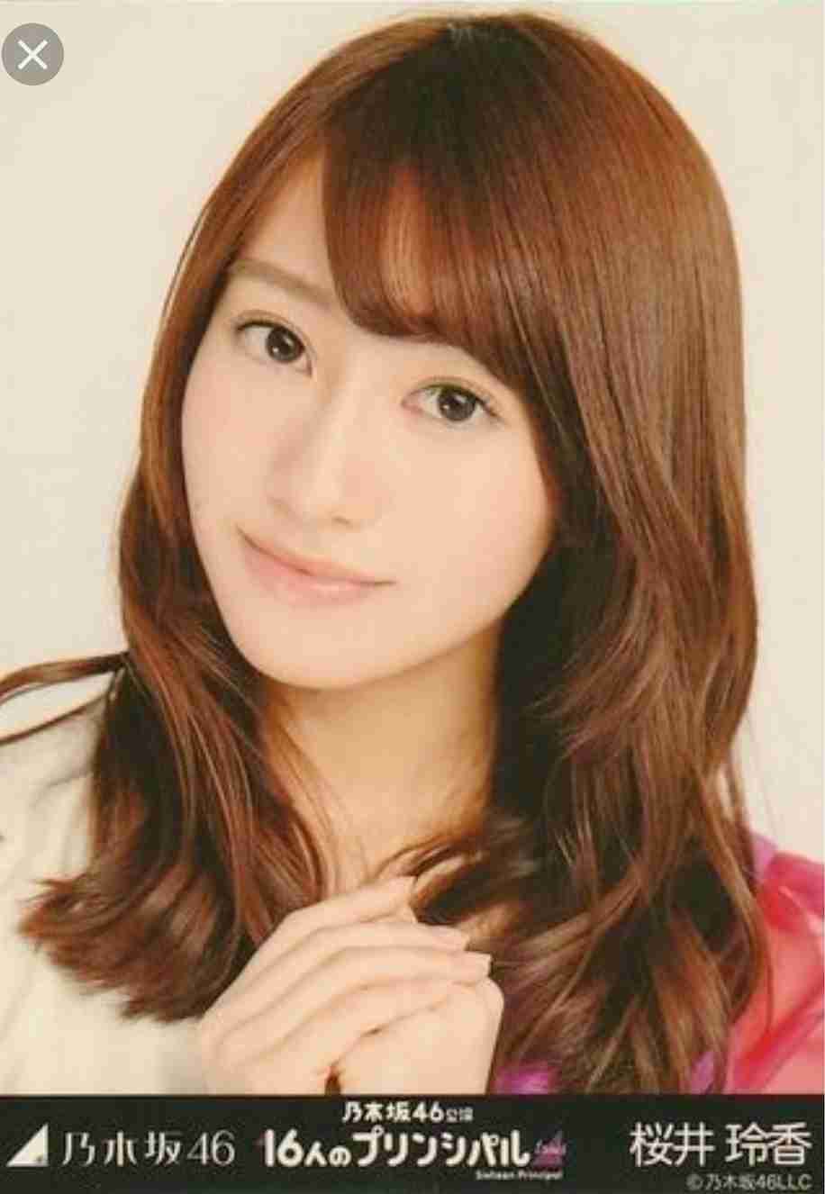 白石麻衣27歳、秋元真夏26歳...。 乃木坂46で「アラサー」の活躍が目立つ理由とは