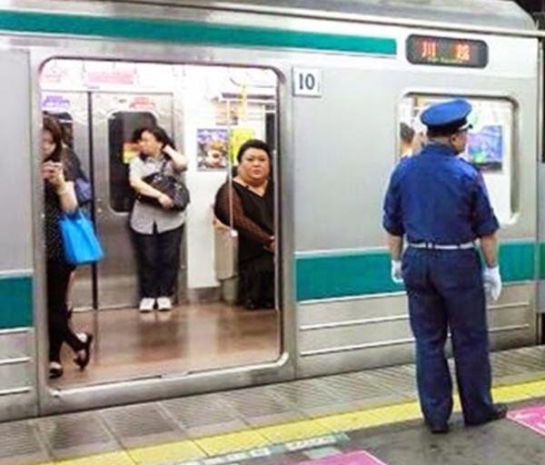 本物かコラかわからない画像を判定してもらうトピpart2
