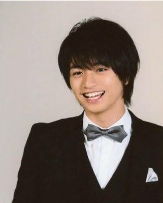 Sexy Zone「不仲＆退社」の激ヤバ危機目前で“嵐”魂をテコ入れ