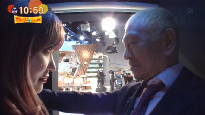 壁ドンを超える萌えシチュ、2位「床ドン」、3位「肩ズン」　壁ドン進化系の「肘ドン」「足ドン」も上位に