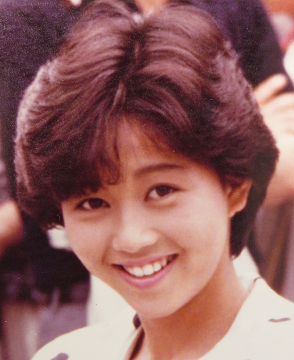 西村知美、渡辺美奈代との高校時代の写真公開「楽しい想い出です」
