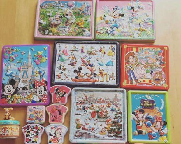 テーマパークのお菓子の缶