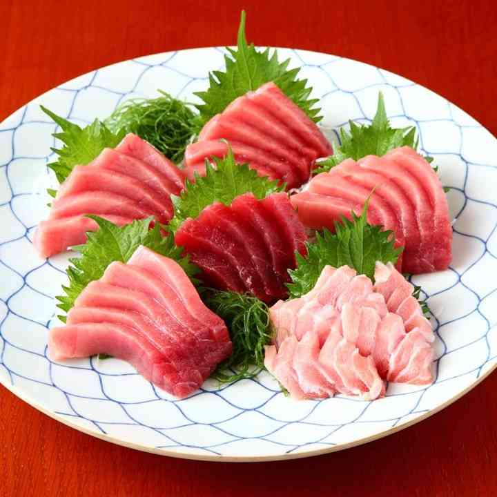 日本各地のグルメを貼りお腹を空かせるトピ