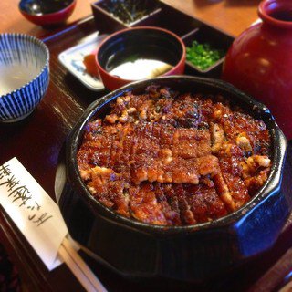 日本各地のグルメを貼りお腹を空かせるトピ
