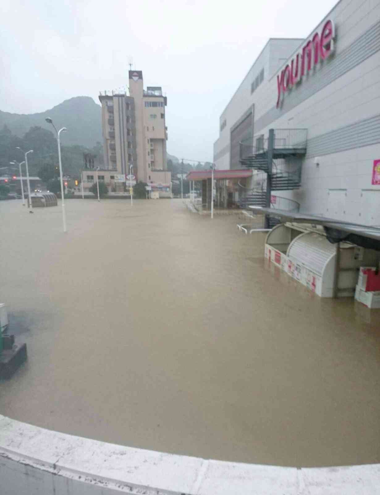 【情報共有】福岡、佐賀、長崎に大雨特別警報　命を守る行動を