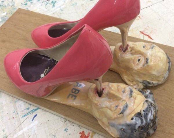 「表現の不自由展」中止に　少女像作品めぐり抗議が殺到