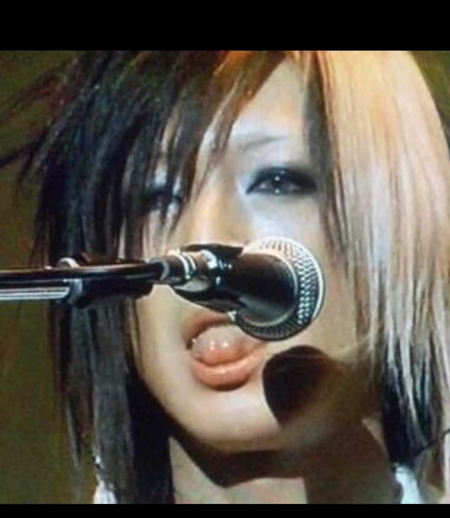 GLAY、ニューアルバム『NO DEMOCRACY』発売決定。メットライフドーム初日に発表