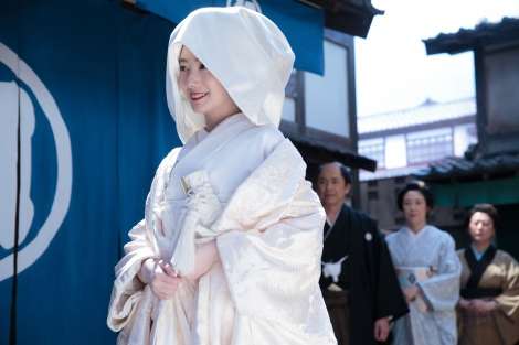 『なつぞら』広瀬すずの花嫁姿に「美しすぎる」の声殺到