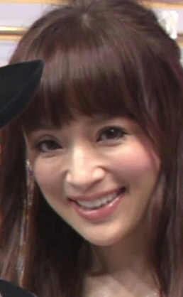 浜崎あゆみ激白 松浦勝人エイベックス会長との秘められた恋、ノンフィクションノベルで赤裸々に