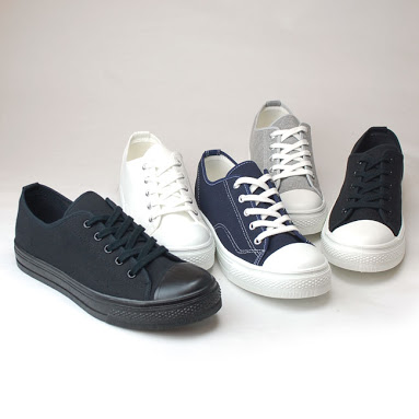 【秋なので】お気に入りのスニーカーを貼っていくトピ