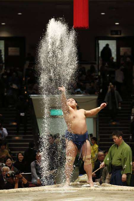 塩に気を使ってる？ 健康は塩からですよ