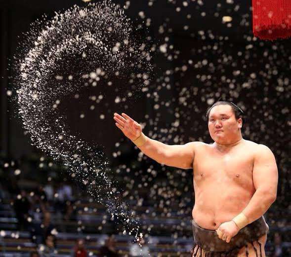 塩に気を使ってる？ 健康は塩からですよ